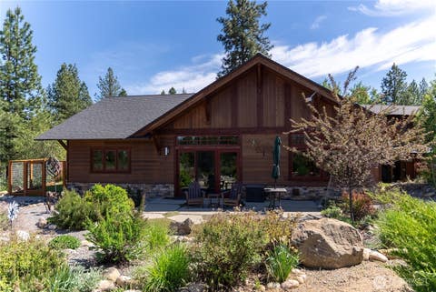 Photo of 130 Sundown Road, Winthrop, WA 98862 (MLS # 2528274)