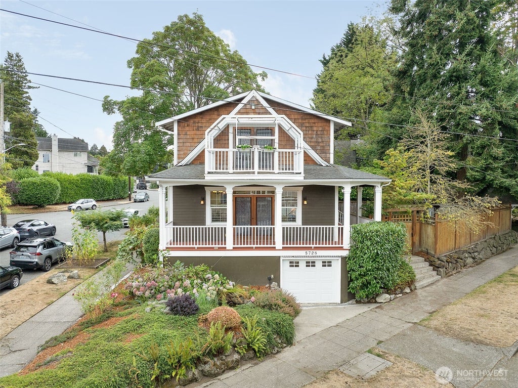 Photo of 5728 Woodlawn Avenue N, Seattle, WA 98103 (MLS # 2580242)