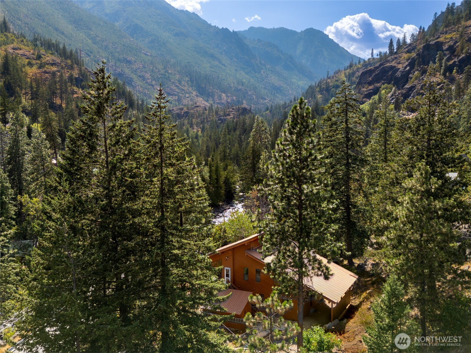 Leavenworth, Washington 98826, United States, 2 Bedrooms Bedrooms, ,2 BathroomsBathrooms,Residential,Pending,178399