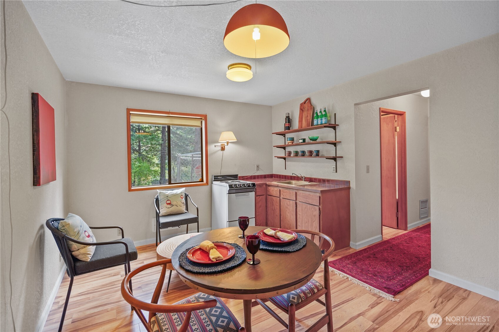 Leavenworth, Washington 98826, United States, 2 Bedrooms Bedrooms, ,2 BathroomsBathrooms,Residential,Pending,178399