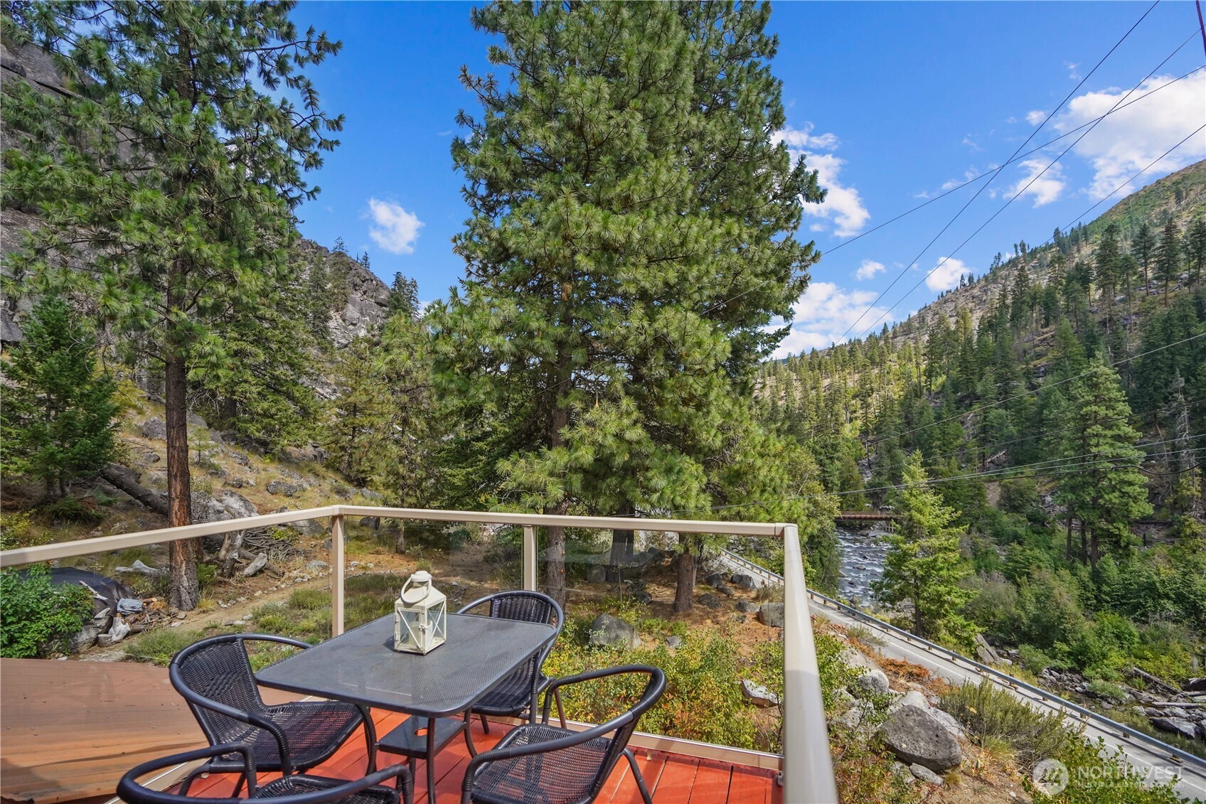 Leavenworth, Washington 98826, United States, 2 Bedrooms Bedrooms, ,2 BathroomsBathrooms,Residential,Pending,178399