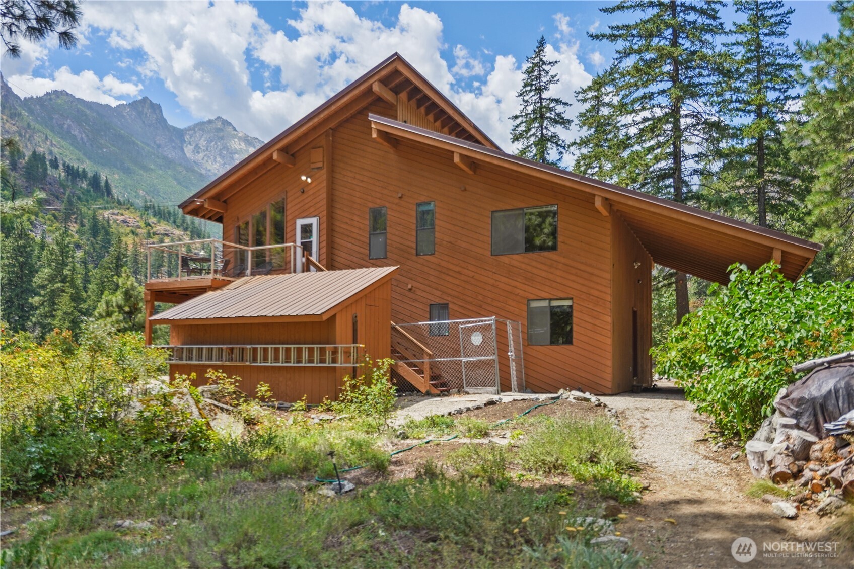 Leavenworth, Washington 98826, United States, 2 Bedrooms Bedrooms, ,2 BathroomsBathrooms,Residential,Pending,178399