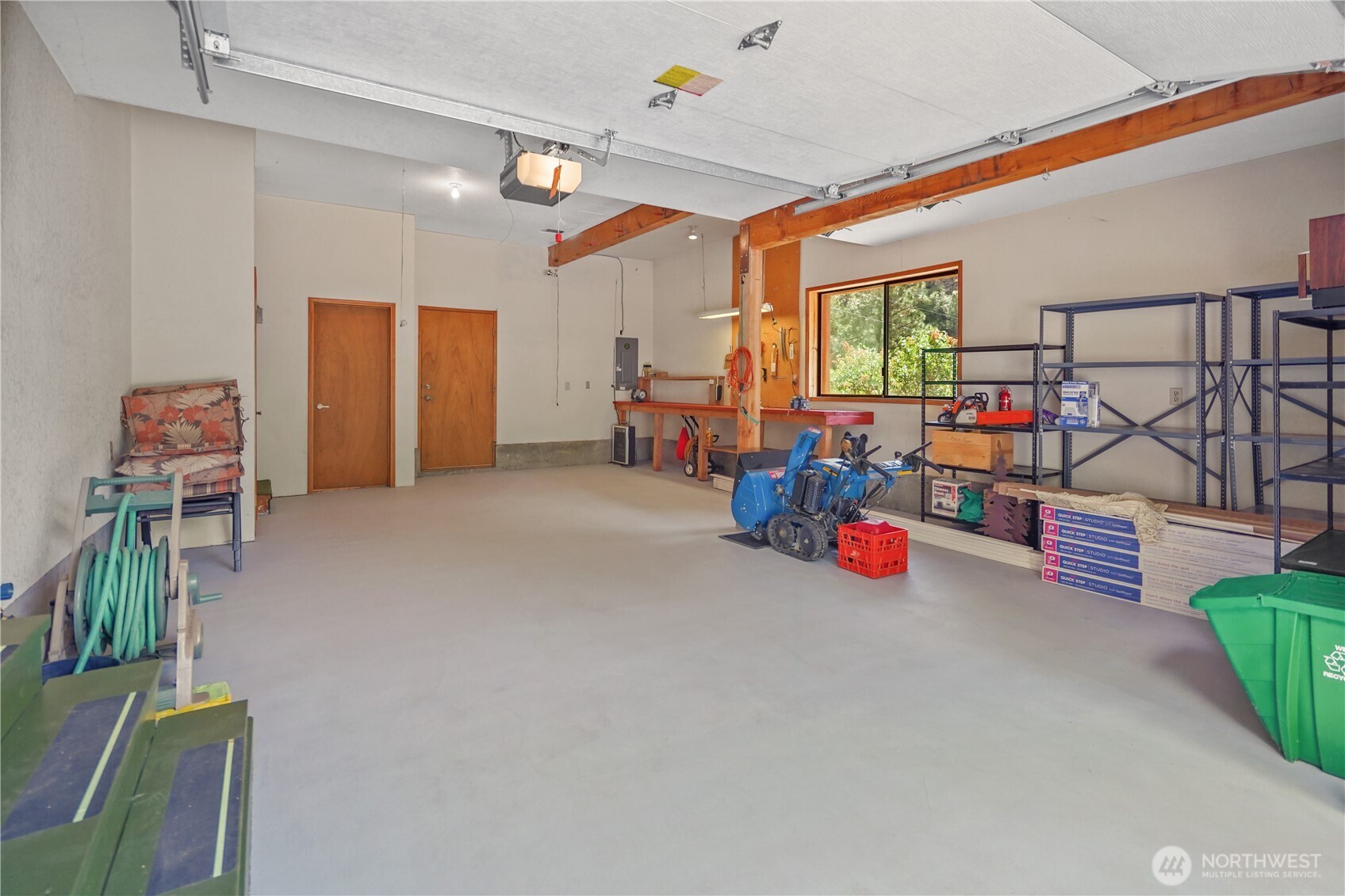 Leavenworth, Washington 98826, United States, 2 Bedrooms Bedrooms, ,2 BathroomsBathrooms,Residential,Pending,178399