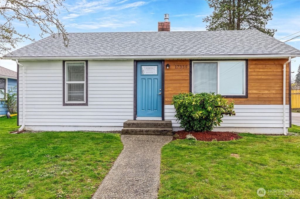 Photo of 17338 33rd Avenue S, SeaTac, WA 98188 (MLS # 2493760)