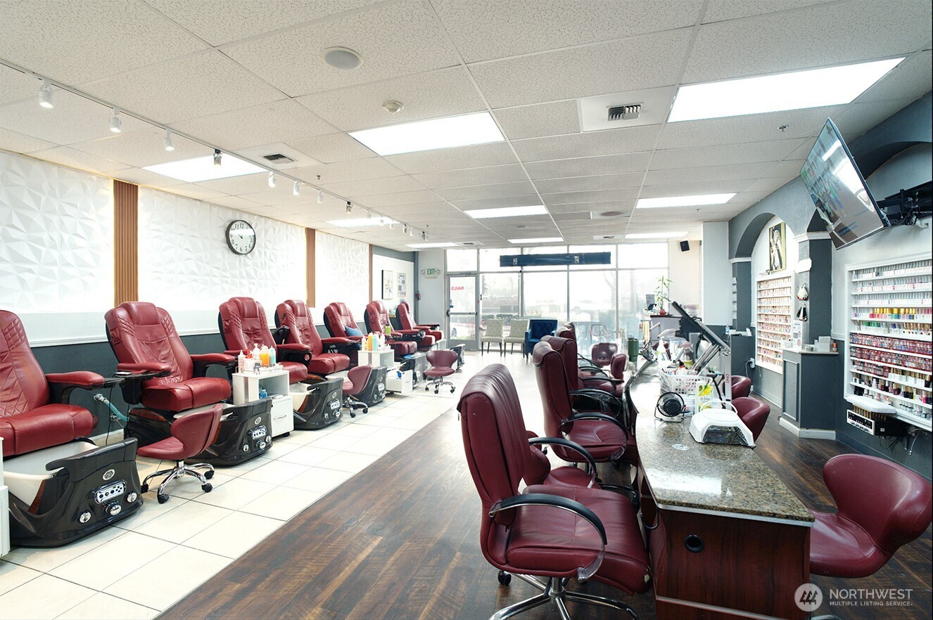 1110 College Street SE F