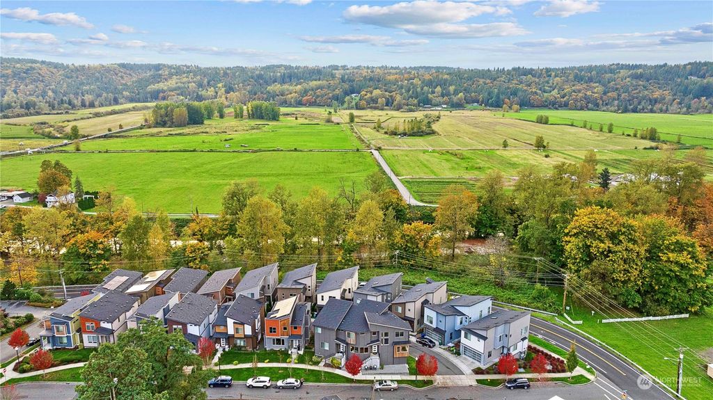 Photo of 16338 Main View Lane NE, Duvall, WA 98019 (MLS # 2173521)