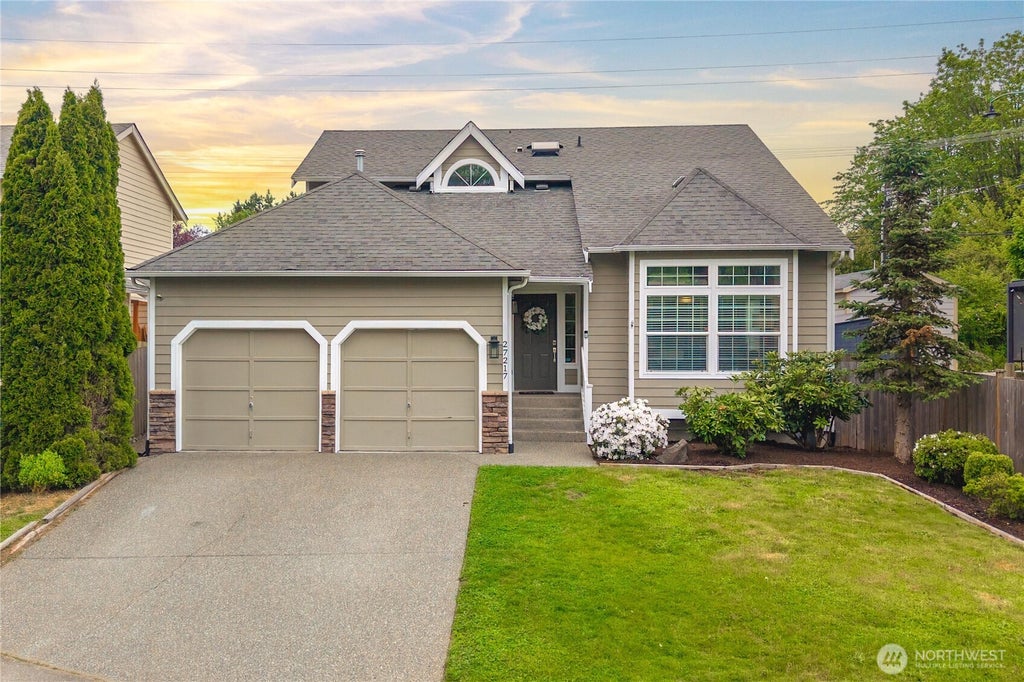 Photo of 27217 213th Place SE, Maple Valley, WA 98038 (MLS # 2495737)