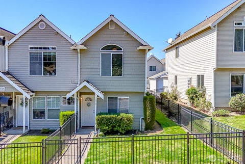 Photo of 5124 Browns Point Blvd, BLVD #D, Tacoma, WA 98422 (MLS # 2578124)