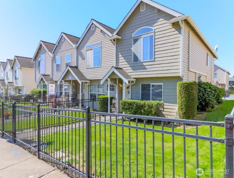 Photo of 5124 Browns Point Blvd, BLVD #D, Tacoma, WA 98422 (MLS # 2578124)