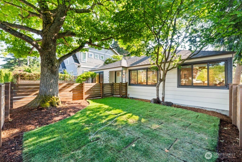 Photo of 2646 34th Avenue W, Seattle, WA 98199 (MLS # 2407829)