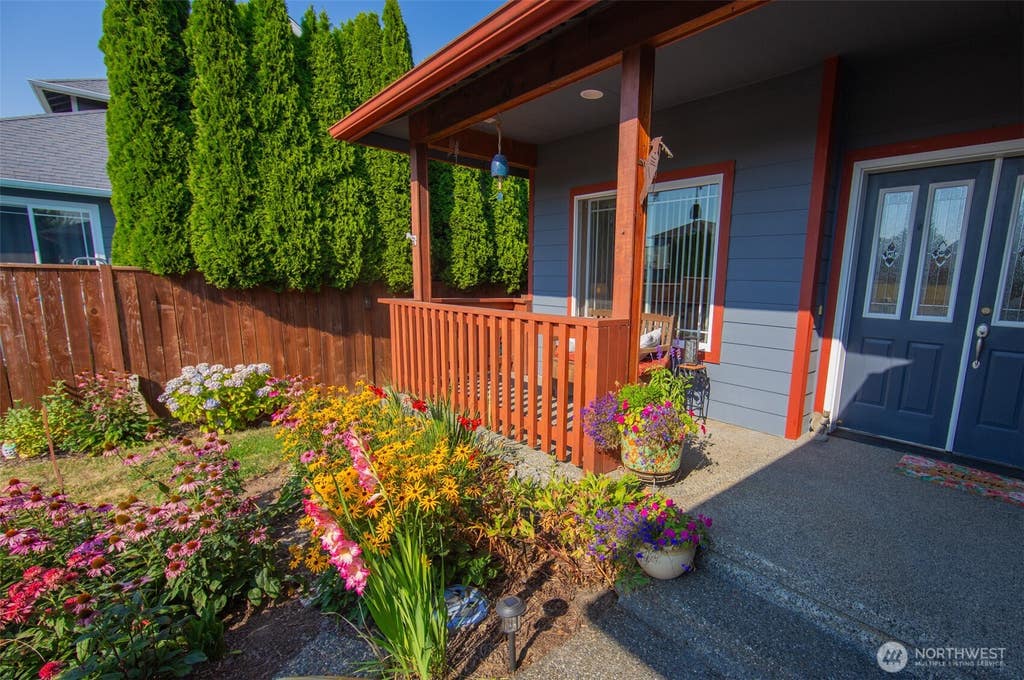 Photo of 6204 Pacific Heights Drive, Ferndale, WA 98248 (MLS # 2569529)
