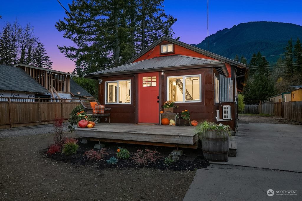 Photo of 43334 SE 128 Place, North Bend, WA 98045 (MLS # 2310885)