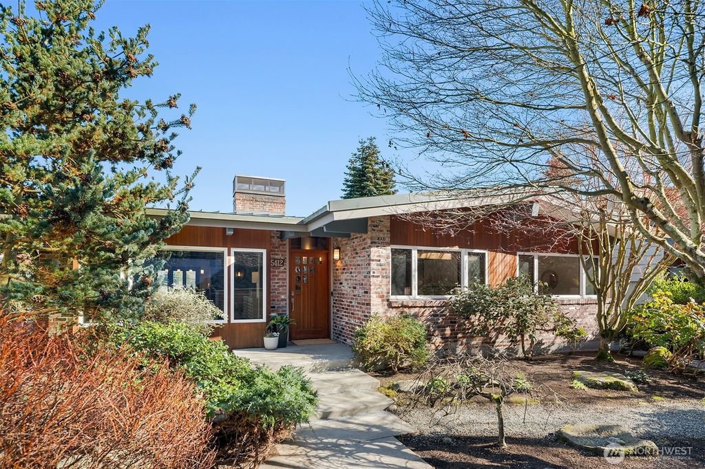 Photo of 5412 40th Avenue W, Seattle, WA 98199 (MLS # 2488223)