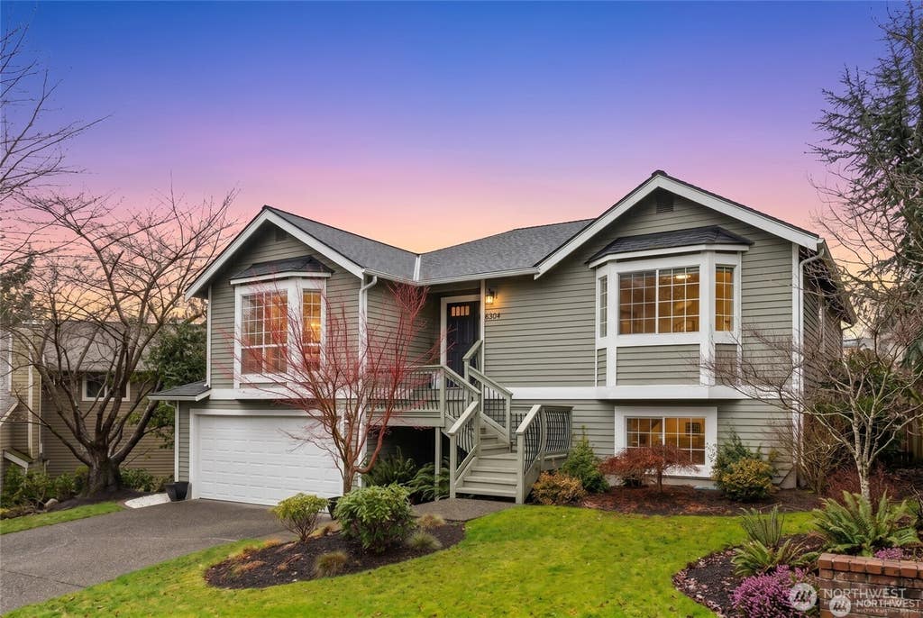 Photo of 6304 110th Avenue NE, Kirkland, WA 98033 (MLS # 2550110)
