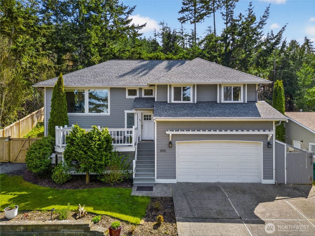 Photo of 3515 W 7th Place, Anacortes, WA 98221 (MLS # 2505923)