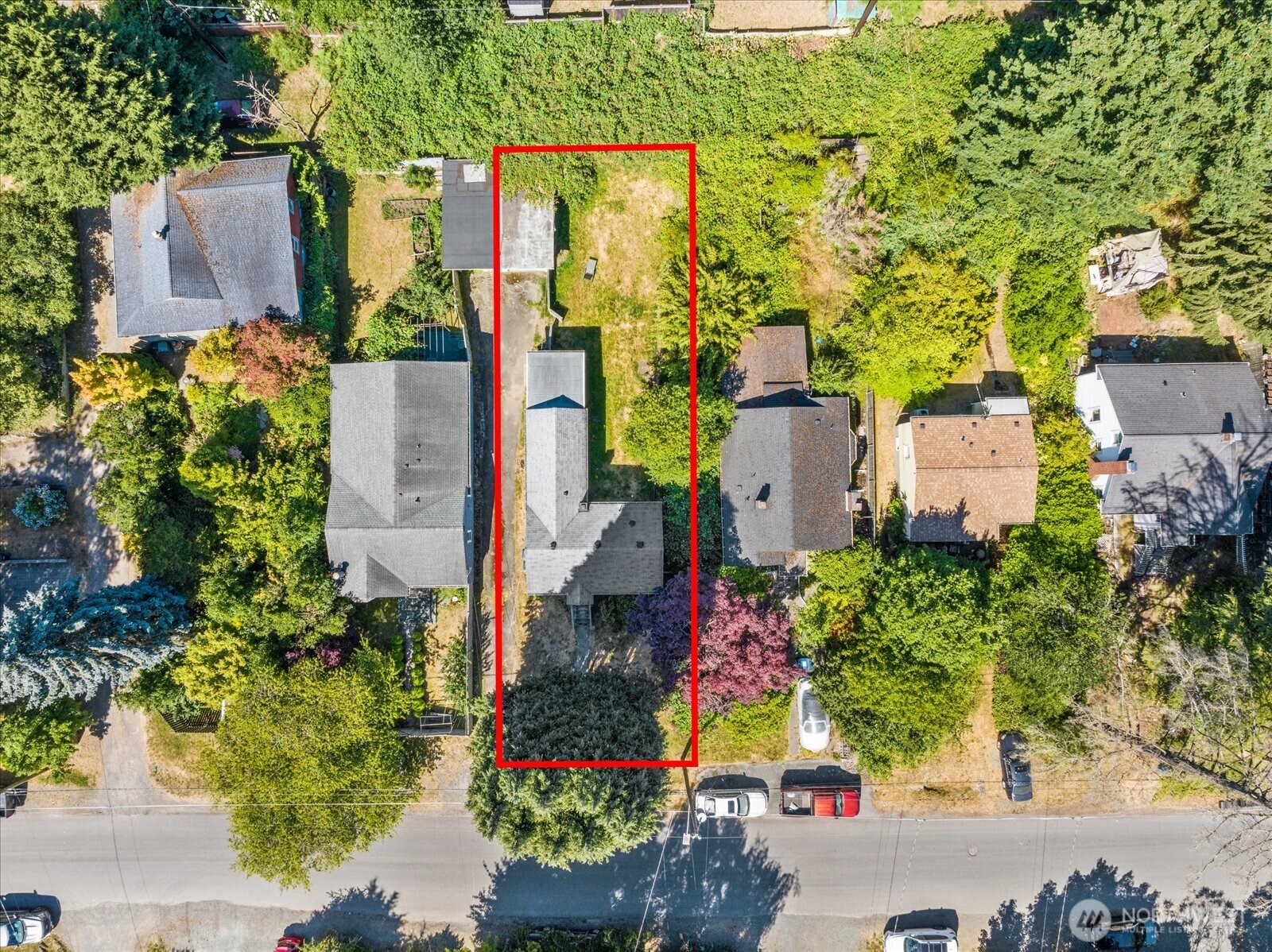 10019 Interlake Avenue N