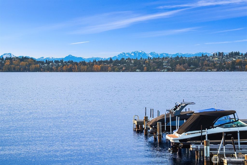Photo of 6363 Lake Washington Boulevard NE #203, Kirkland, WA 98033 (MLS # 2476363)