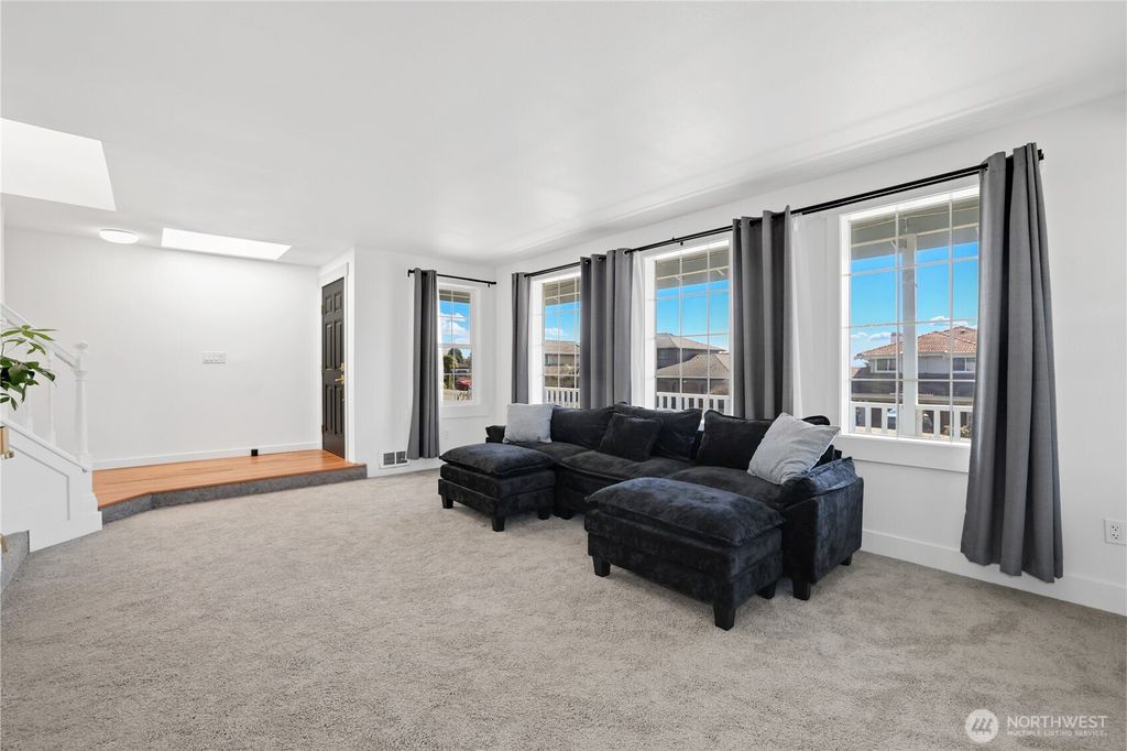 Photo of 4313 Harbor Ridge Road NE, Tacoma, WA 98422 (MLS # 2497121)