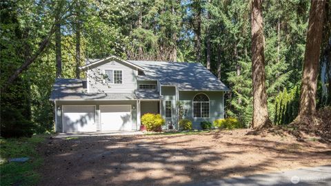 Photo of 22530 Bluewater Drive SE, Yelm, WA 98597 (MLS # 2516569)