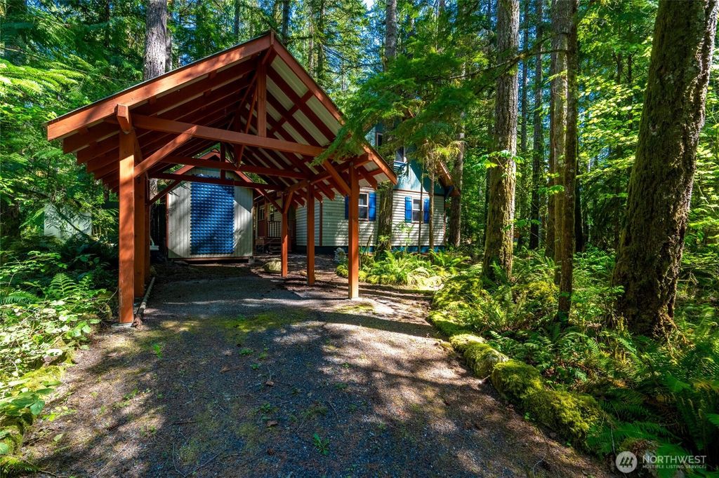 Photo of 7480 Glacier Springs Drive, Deming, WA 98244 (MLS # 2517947)