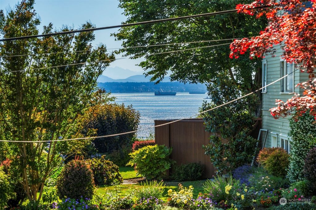 Photo of 6040 50th Avenue SW, Seattle, WA 98136 (MLS # 2263226)
