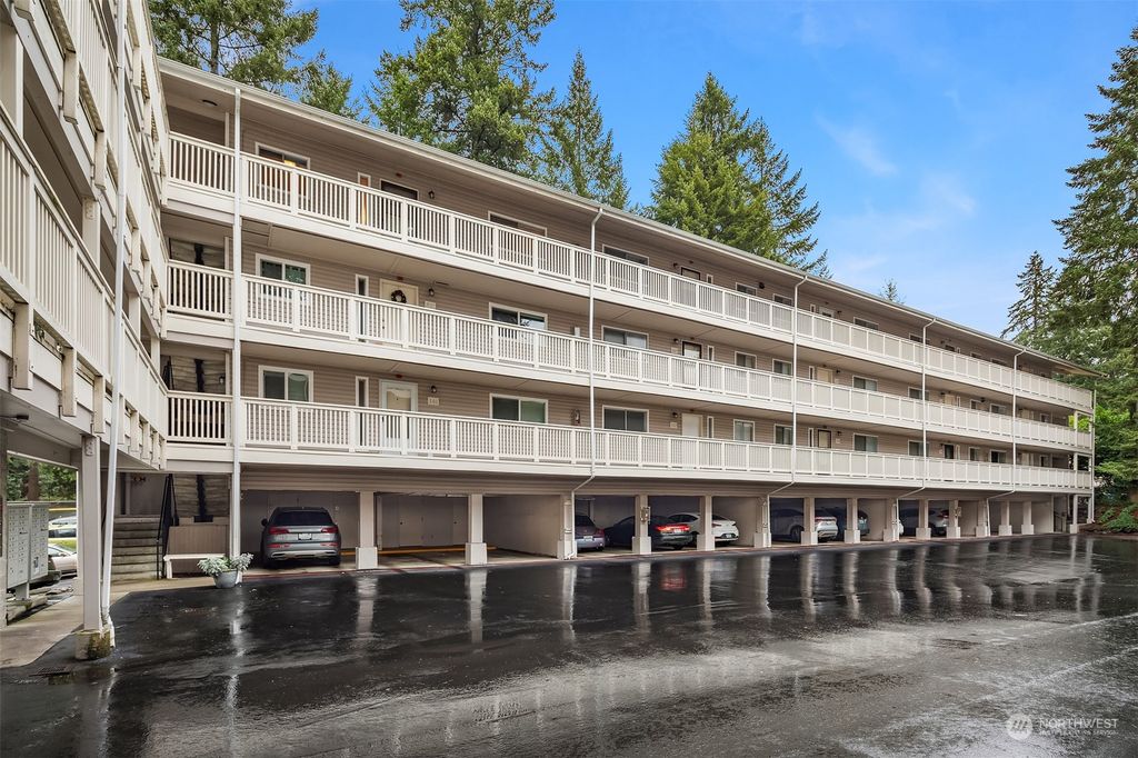 Photo of 14537 NE 40th Street #H301, Bellevue, WA 98007 (MLS # 2186305)
