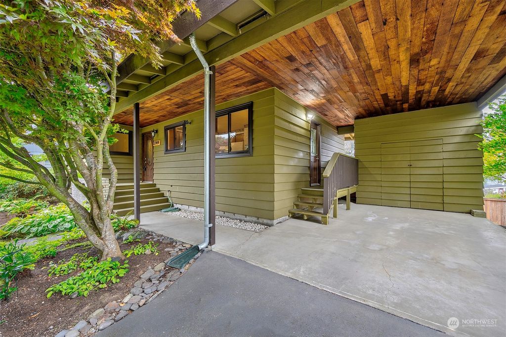 Photo of 22414 85th Avenue W, Edmonds, WA 98026 (MLS # 2004897)