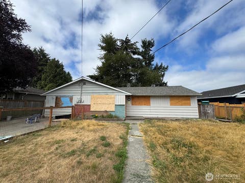 Photo of 7612 S C Street, Tacoma, WA 98408 (MLS # 2567813)