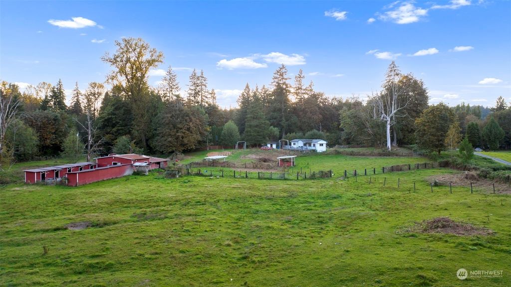 Photo of 24032 SE 162nd Street, Issaquah, WA 98027 (MLS # 2295605)