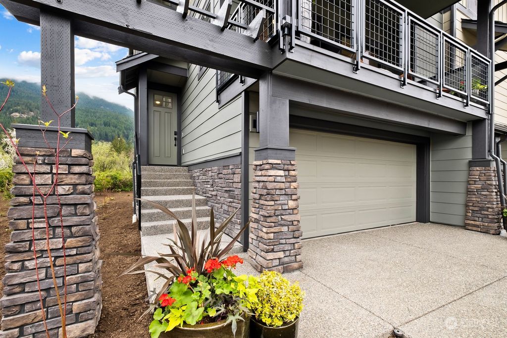 Photo of 1235 Boulder Way SE #401, North Bend, WA 98045 (MLS # 2191138)