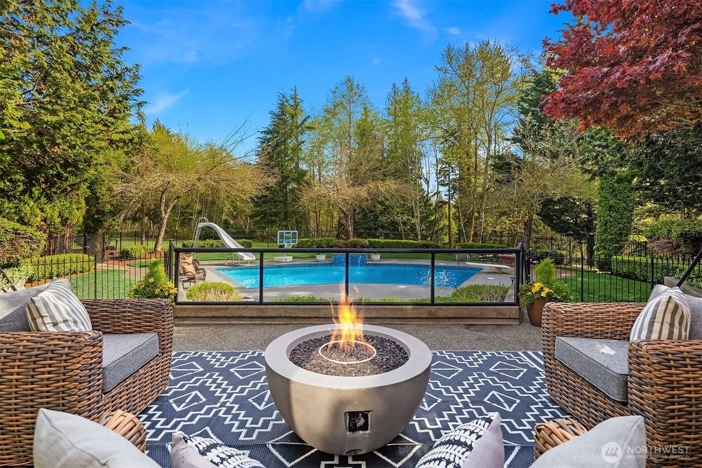 Photo of 23233 257th Avenue SE, Maple Valley, WA 98038 (MLS # 2513535)
