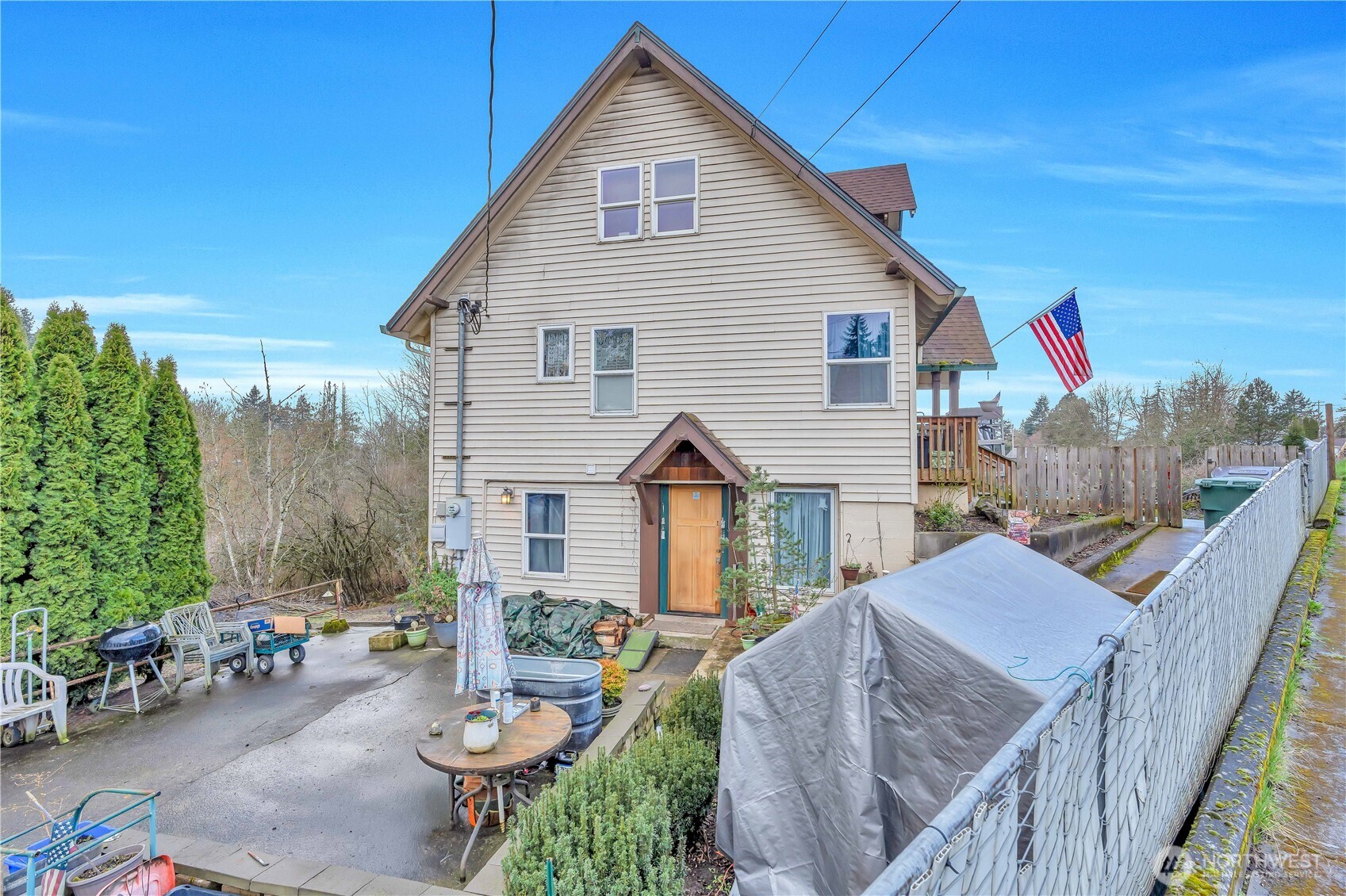 2907 COLUMBIA HEIGHTS Road