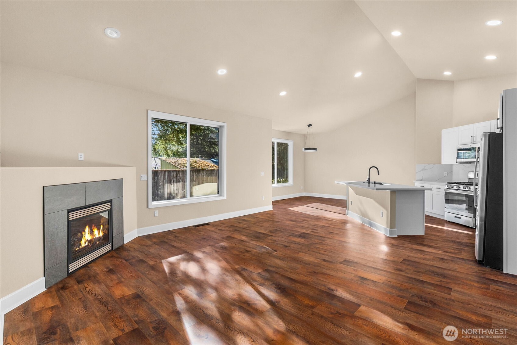 3518 Blacksmith Street SE