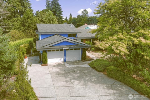 Photo of 26432 Somerset Lane, Kent, WA 98032 (MLS # 2566893)