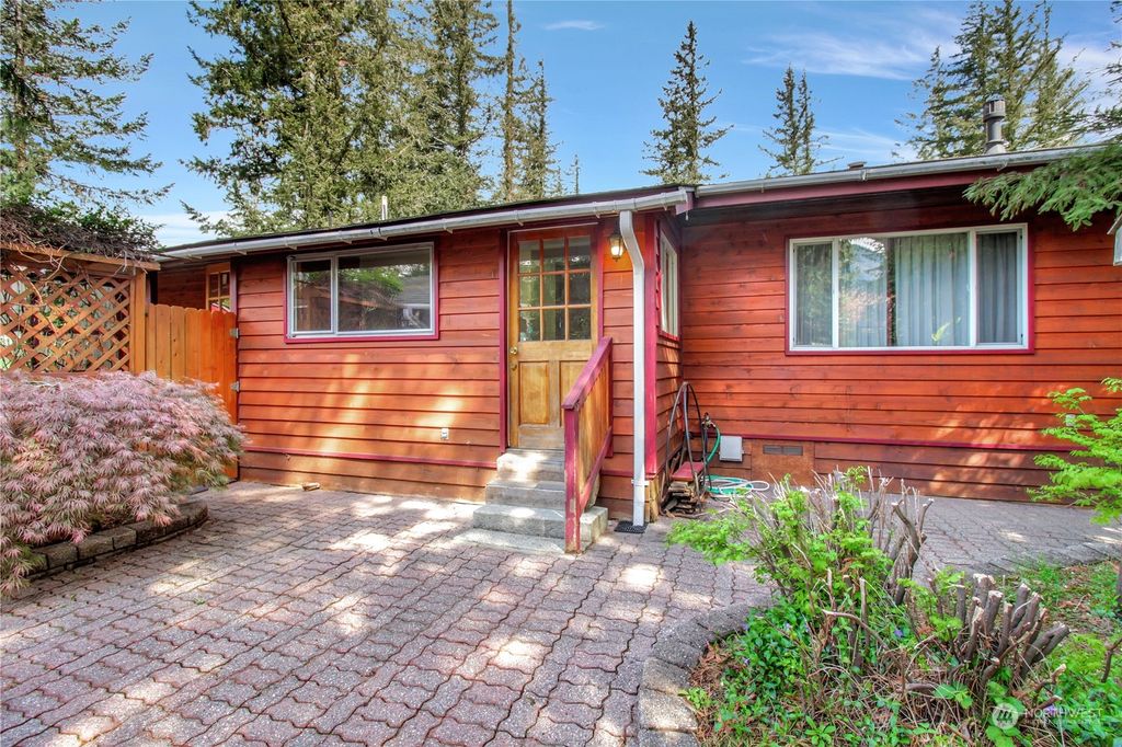 Photo of 15730 Larson Drive, Gold Bar, WA 98251 (MLS # 2061503)