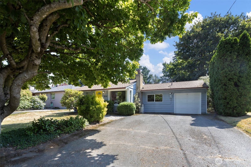 18042 10th Avenue NE