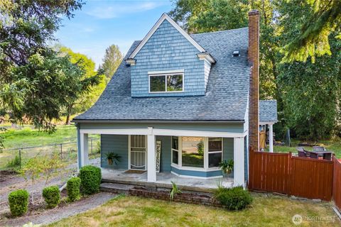 Photo of 12221 6th Avenue E, Tacoma, WA 98445 (MLS # 2421532)