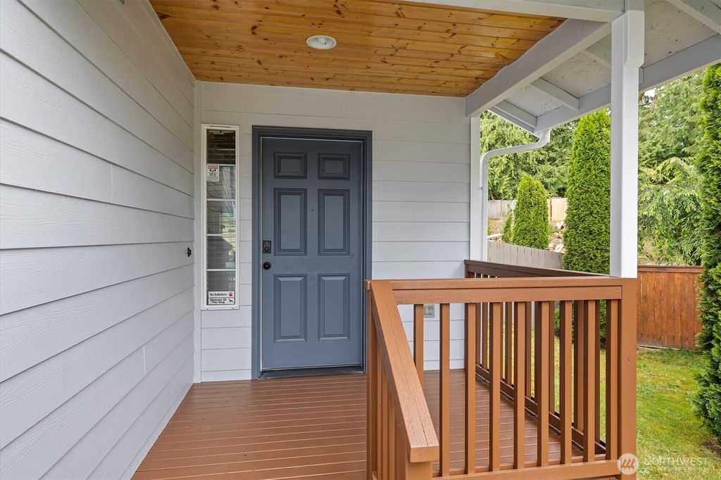 Photo of 817 Darwins Way, Granite Falls, WA 98252 (MLS # 2396583)