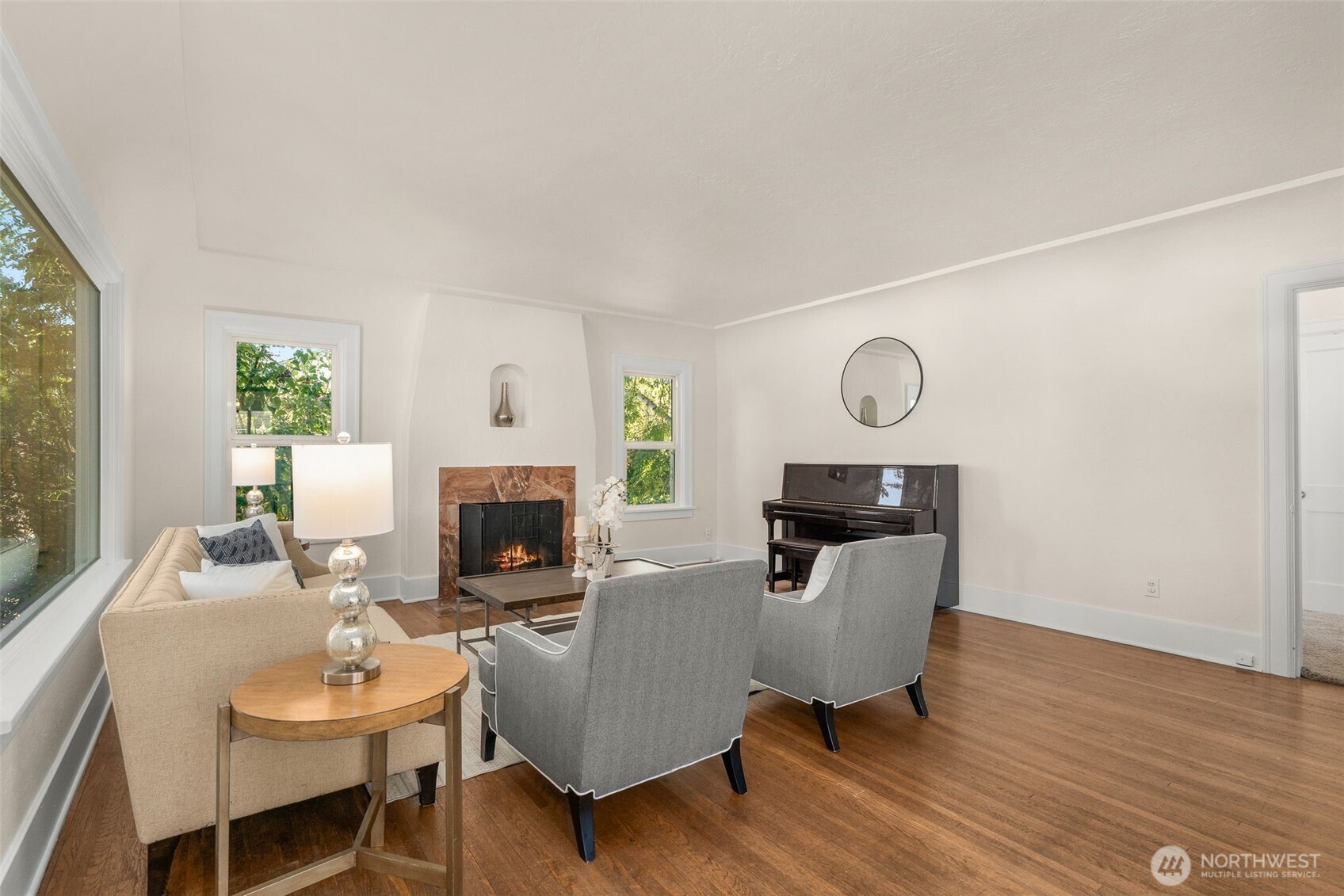 5803 Latona Avenue NE