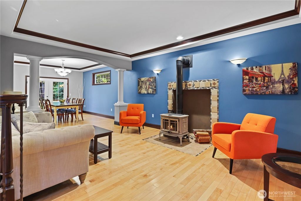 Photo of 10311 215th Avenue SE, Snohomish, WA 98290 (MLS # 2453000)