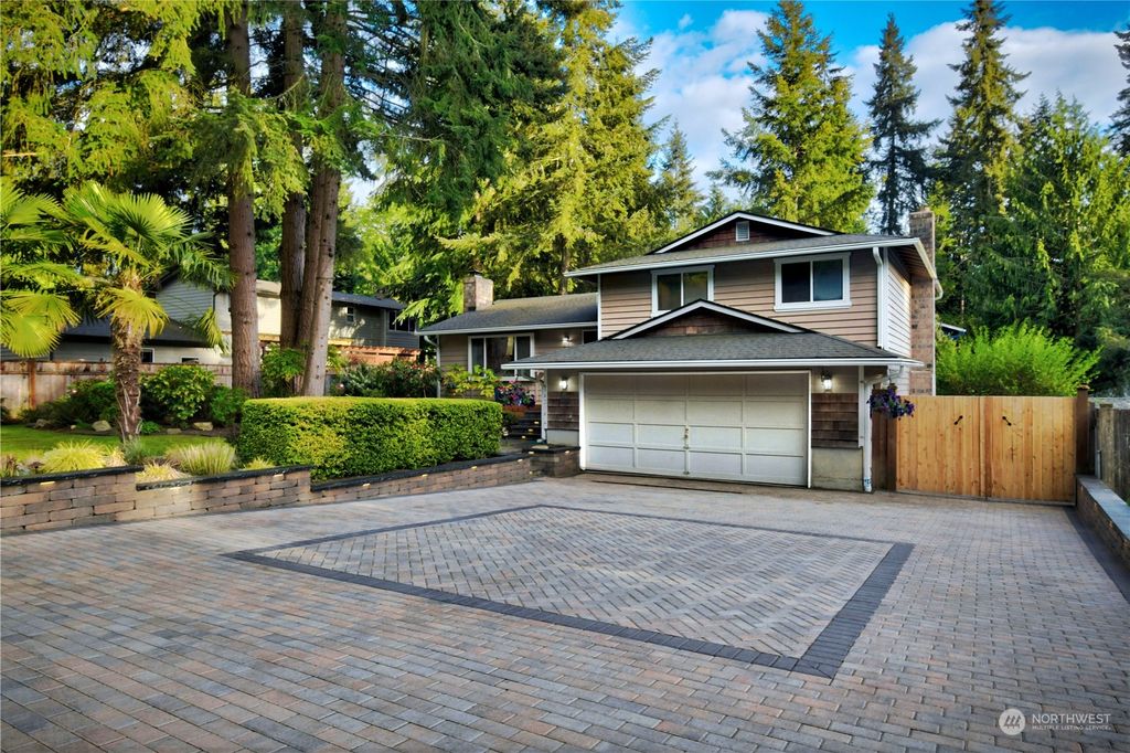 Photo of 14214 59th Avenue W, Edmonds, WA 98026 (MLS # 2227136)