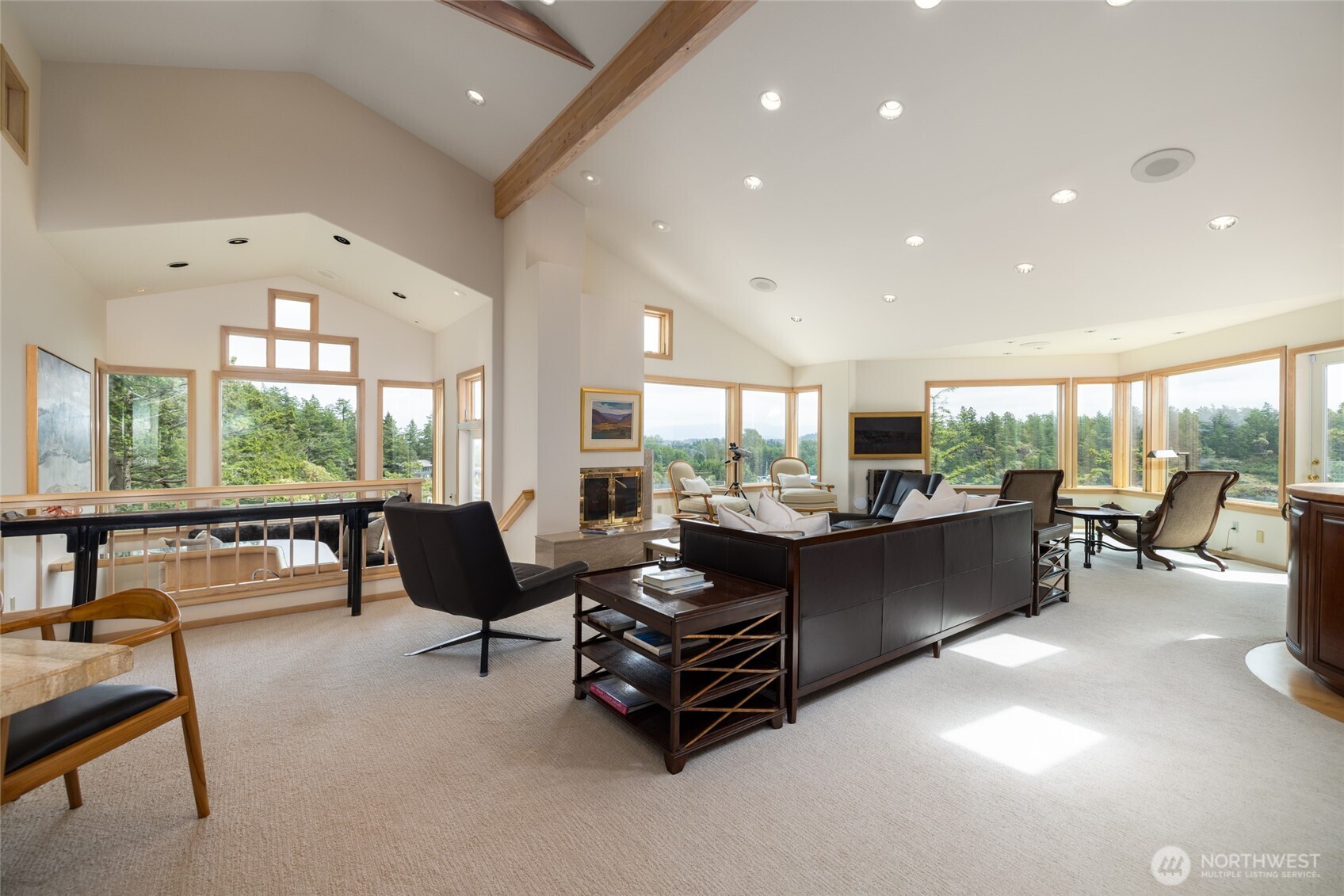3 Eagle's Nest Drive