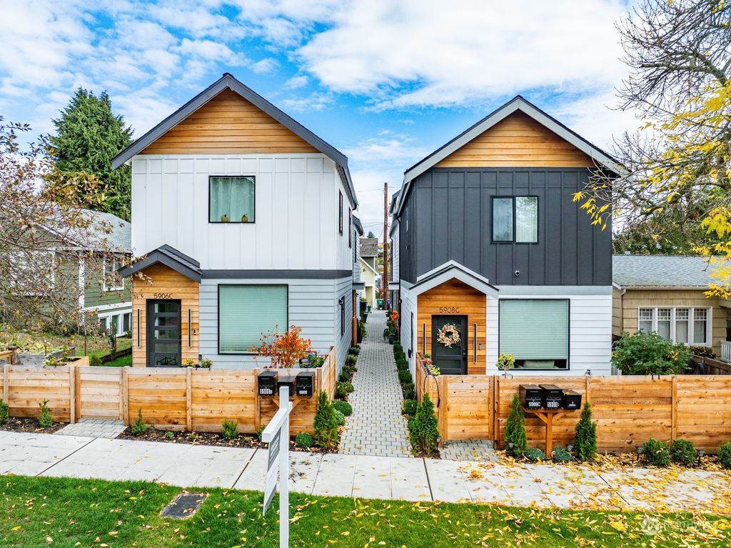 Photo of 5906 B 41st Avenue SW, Seattle, WA 98136 (MLS # 2318973)