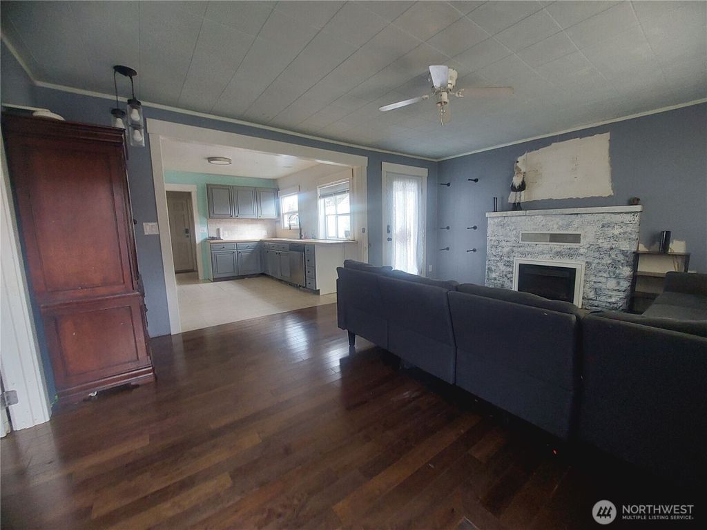 Photo of 645 Roberts Street, Monroe, WA 98272 (MLS # 2448016)