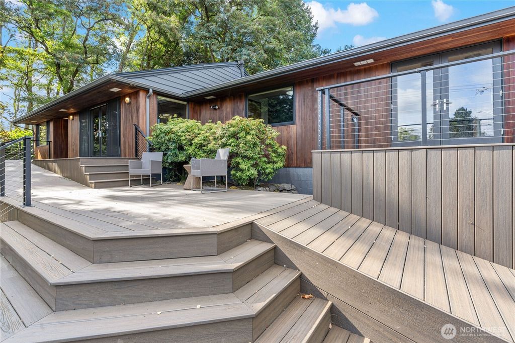 Photo of 3831 W Lake Sammamish Pkwy Pkwy NE, Redmond, WA 98052 (MLS # 2436829)