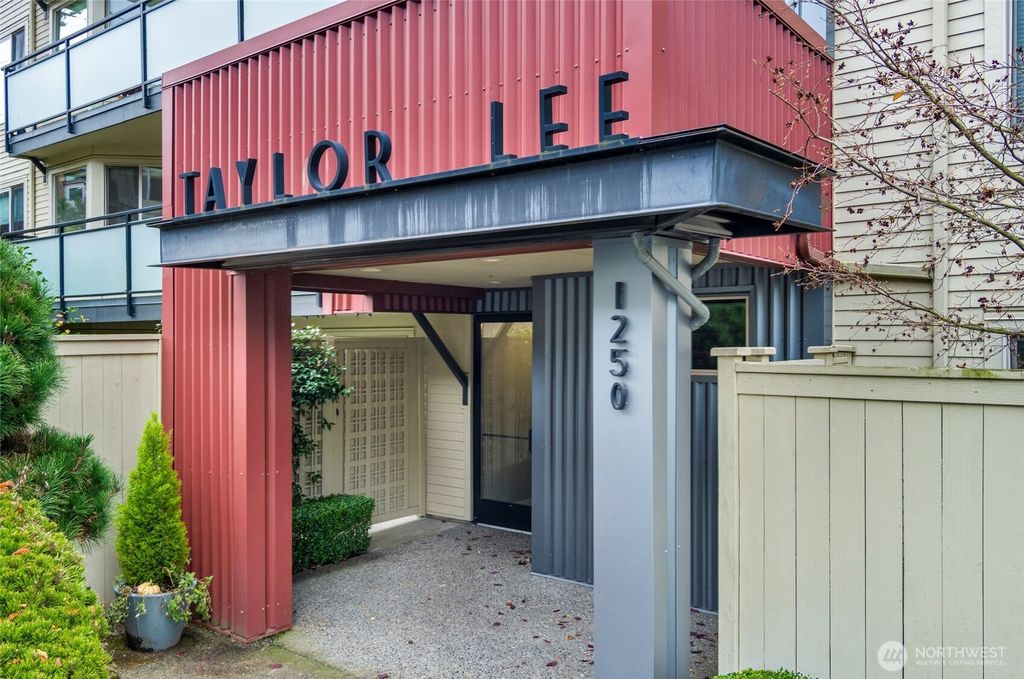 Photo of 1250 Taylor Avenue N #205, Seattle, WA 98109 (MLS # 2436696)