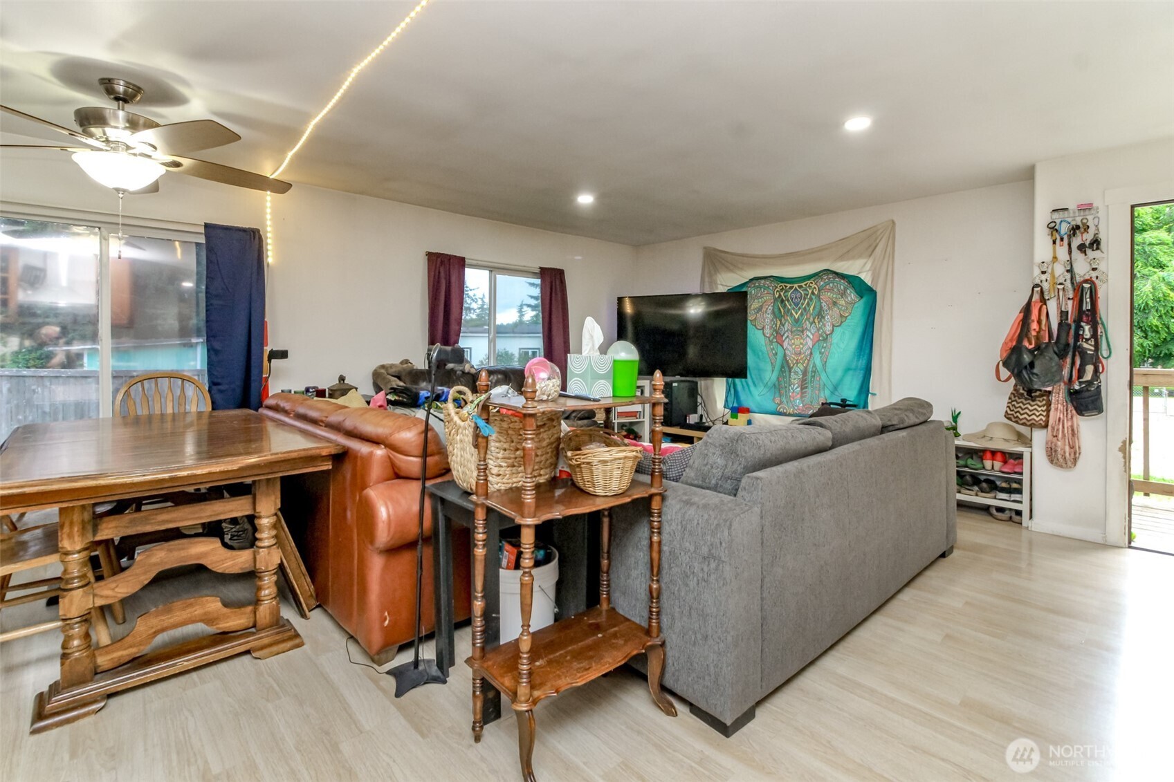8715 Whitewood Loop SE
