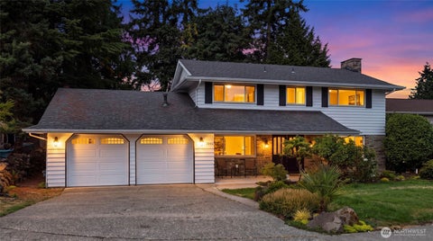 Photo of 1003 144th Place S, Bellevue, WA 98007 (MLS # 2566585)