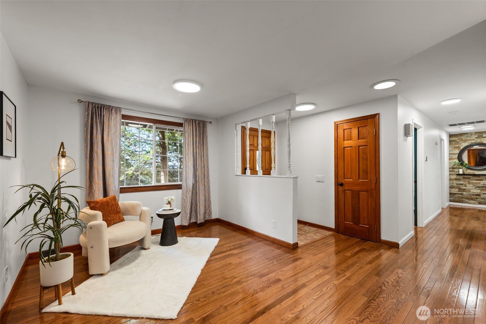 8215 172nd Avenue NE