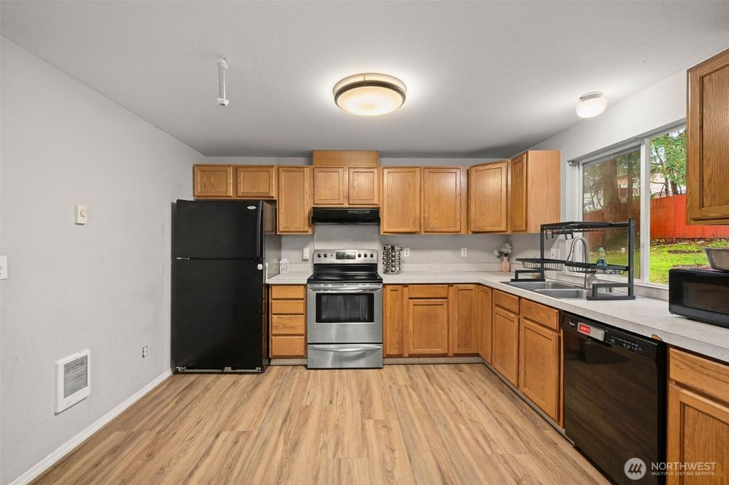 Photo of 71 E Dunvegan Road, Shelton, WA 98584 (MLS # 2459260)